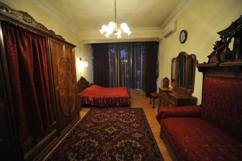 Apartment On Gia Chanturia Str 5