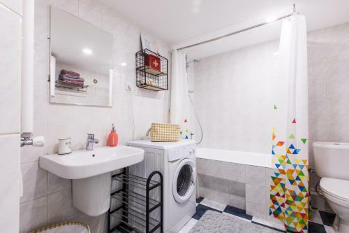 New Apartment On Rustaveli Avenue