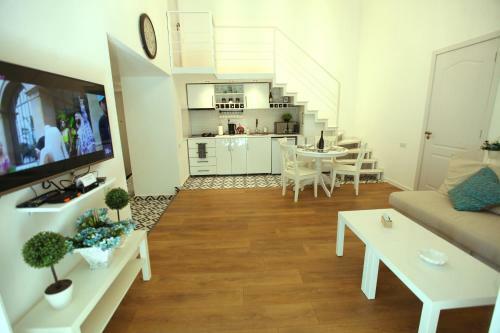 Diplomat Apartment