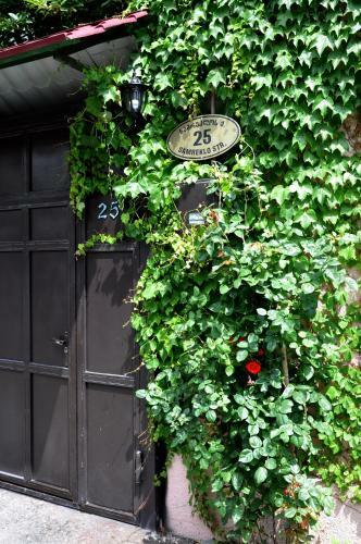 Apartamento Veranda House On Samreklo 25