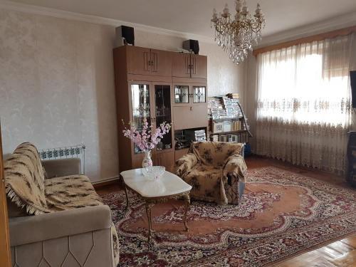 Apartment On Tsereteli 6