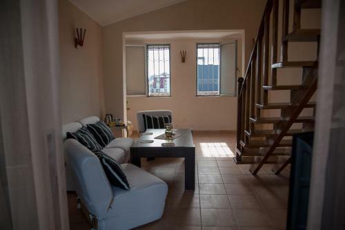 Hostal Cozy Guest House In Old Batumi