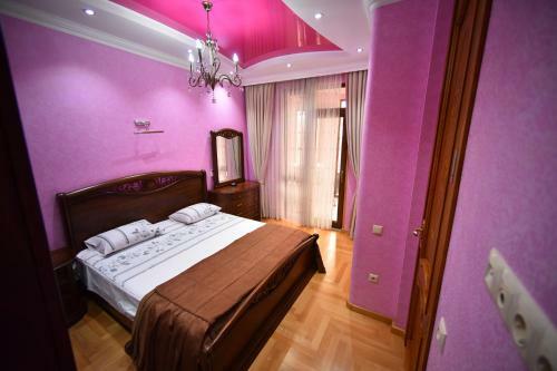 Lia's Apartment