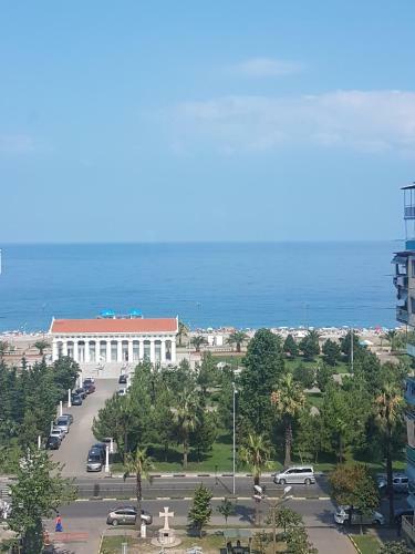 Apartment On Khimshiashvili 11a