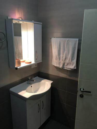 Apartment On Khimshiashvili 11a
