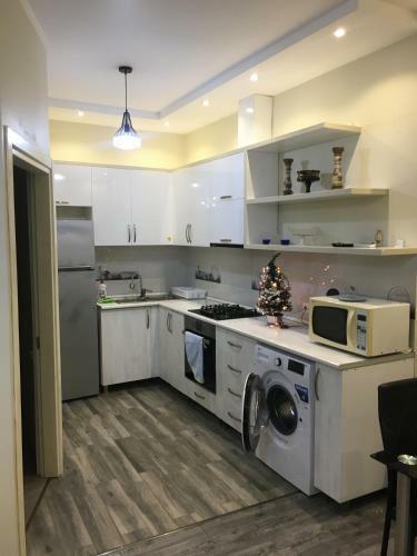 Apartment On Khimshiashvili 11a