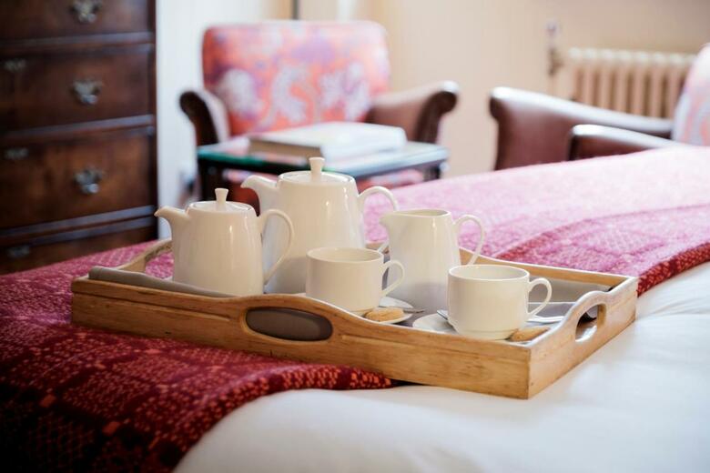 The Bear Of Rodborough Hotel