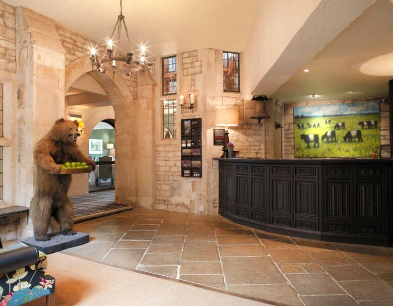 The Bear Of Rodborough Hotel