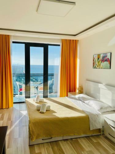 Sea View Apartments Orbi Beach Tower