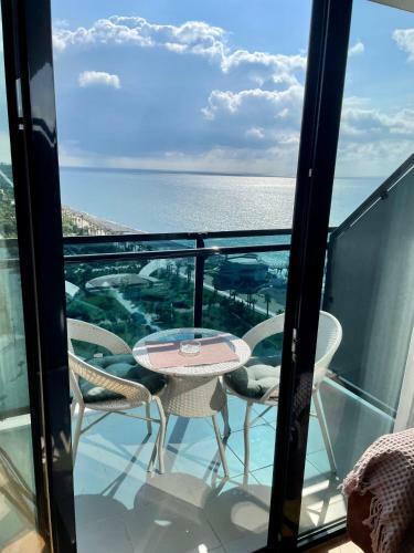 Sea View Apartments Orbi Beach Tower