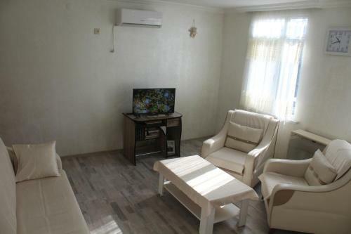 Apartment On Saakadze Street