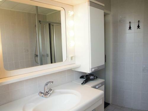 Beautiful Child-friendly Holiday Home In Eede