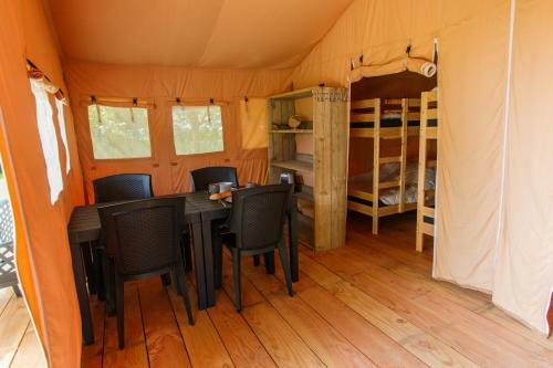 Safaritent At Campingpark De Koekamp