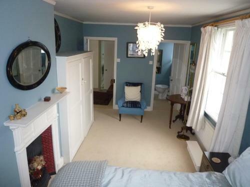 Manor Cottage Bed And Breakfast