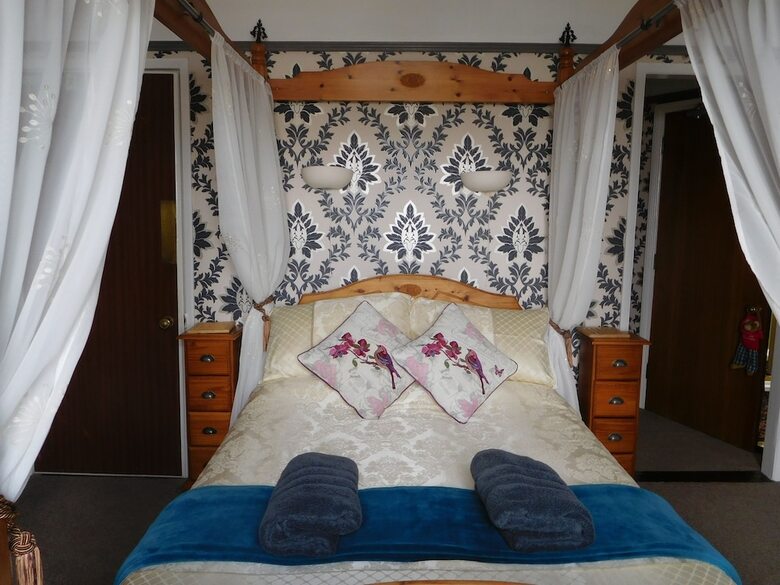 Hostal Somerton Guest House