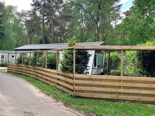 Amazing Chalet In Hoenderloo With A Swimming Pool