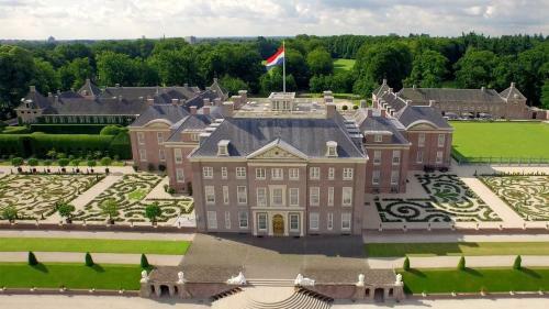 Chalet Forel Op De Veluwe In Hoenderloo