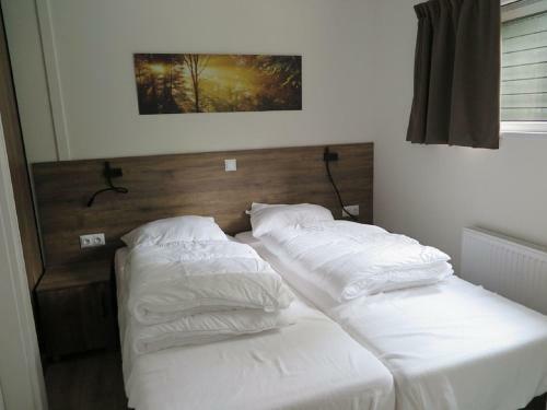 Spacious Chalet With Decorative Fireplace, Located On The Veluwe