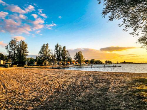 Cube Anker Am Veluwemeer Im Europarcs Bad Hoophuizen