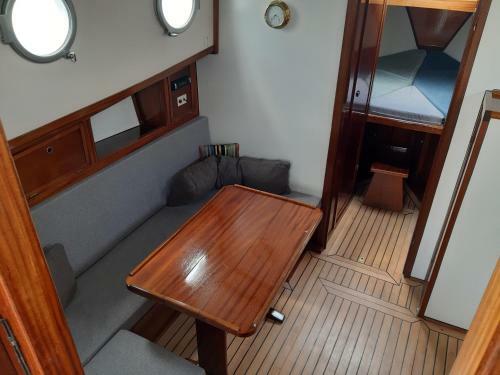 Priv� B&B Motorsailer Rataplan