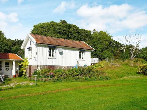 Holiday Home Fiskeb�ckskil V