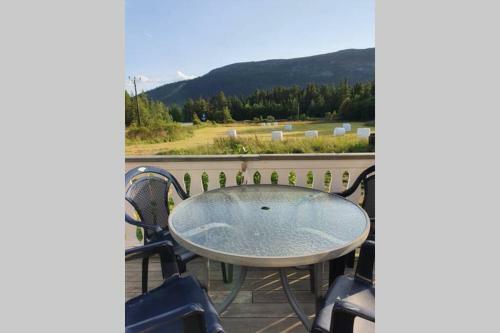 Stugan P� Str�nda - Strax Utanf�r Fun�sdalen