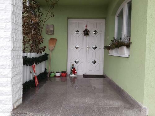 Hostal Hajnal Vend�gh�z