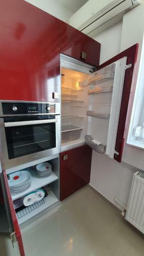 Apartament Cu 3 Camere In Militari Residence
