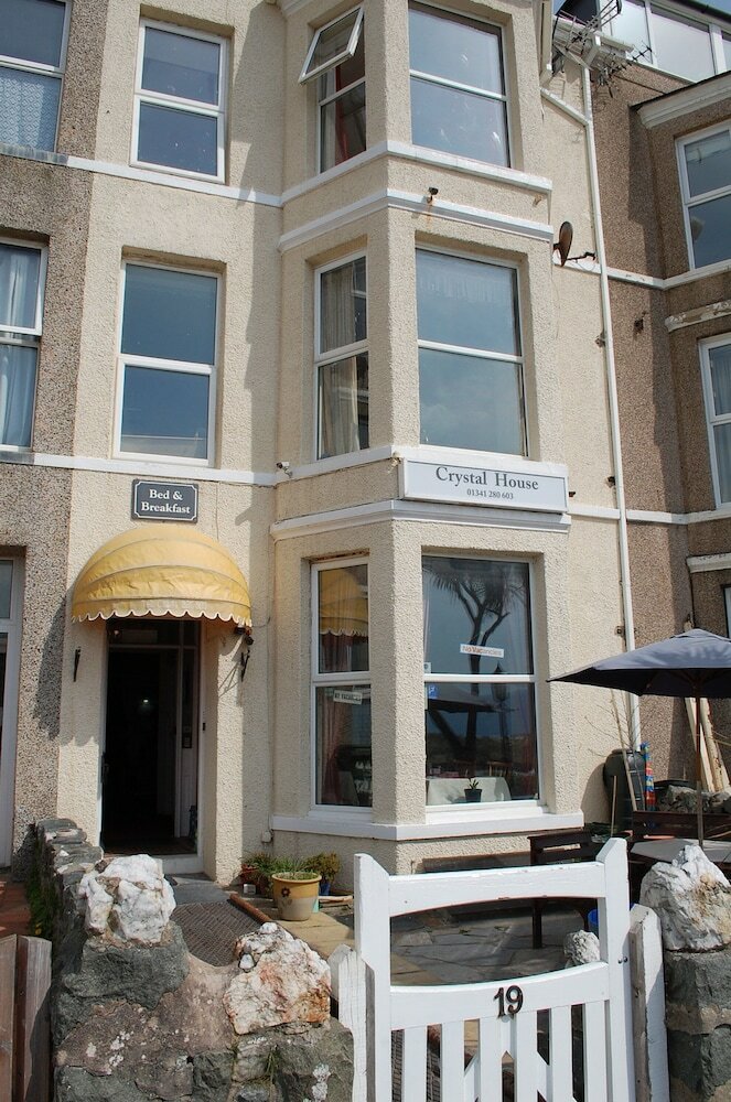 Bed & Breakfast Crystal House Hotel