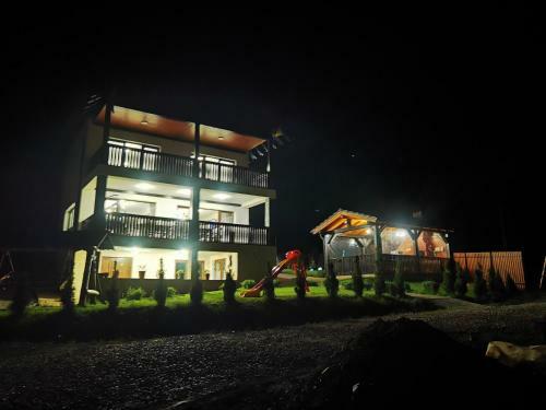 Hostal Villa Aqualina Colibita