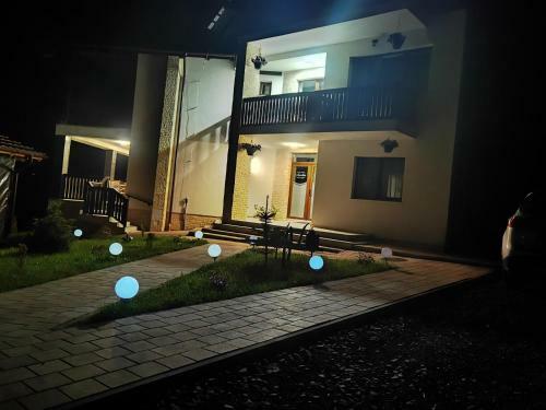 Hostal Villa Aqualina Colibita
