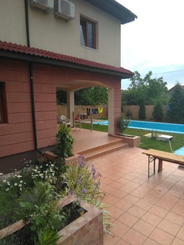 Villa Fost? Pensiune