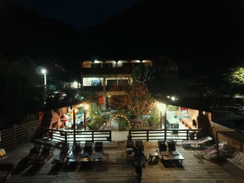 Hostal Casa Camelia