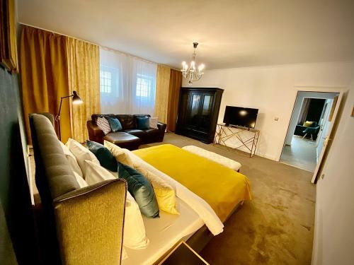 Sarada Boutique Luxury Apartment
