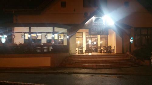 Motel Restaurant Lowe