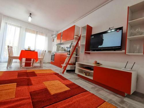 Orange Apartment-brilliant Apartments