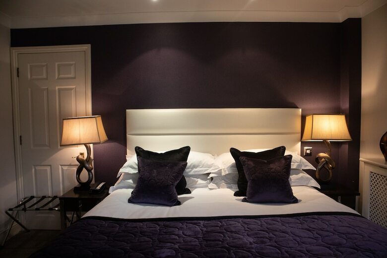 Langshott Manor - A Small Luxury Hotel