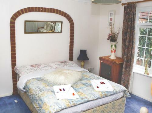 Hostal Da Vinci Guest House - Bed And Breakfast (gatwick)