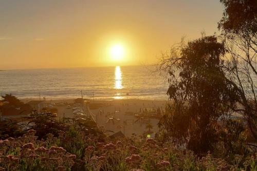 Chalet En Algarrobo Con Tinaja