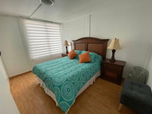 Agradable Casa En Vi�a Con Terraza Y Gran Quincho