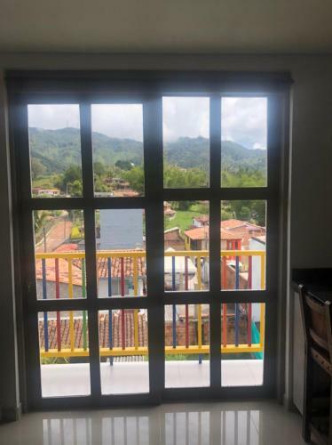 Moderno Apartamento En Guatap� Con Jacuzzi Y Parqueadero
