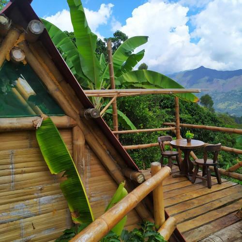 Aldea Tacuara, Un Hotel En Las Monta�as