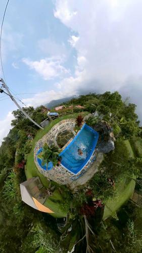 Aldea Tacuara, Un Hotel En Las Monta�as