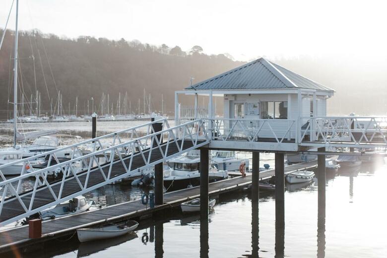 Dart Marina Hotel