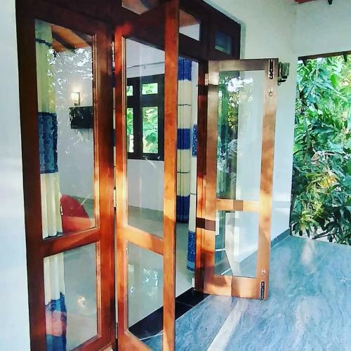 Hotel Thanumi Polonnaruwa