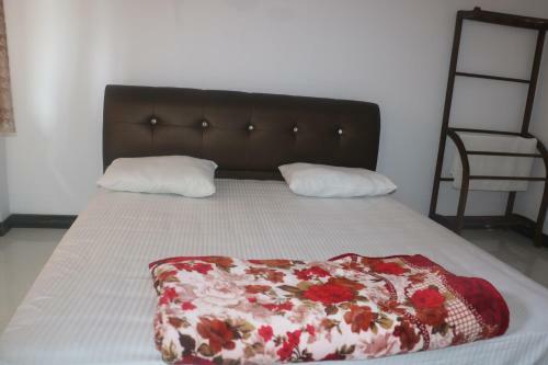 Hostal Tunnel Corner Guest