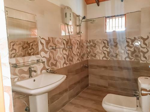 Hotel White House Ratnapura