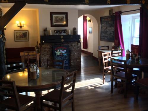 Hotel Hunters Lodge Inn