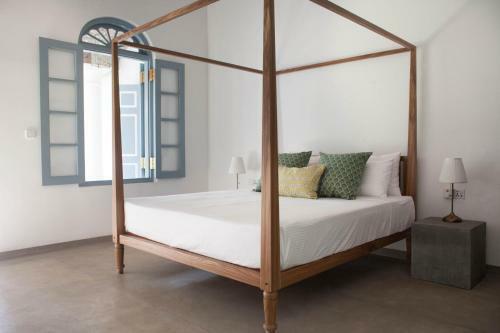 Six Bedroom Eco Chic Villa - Weligama