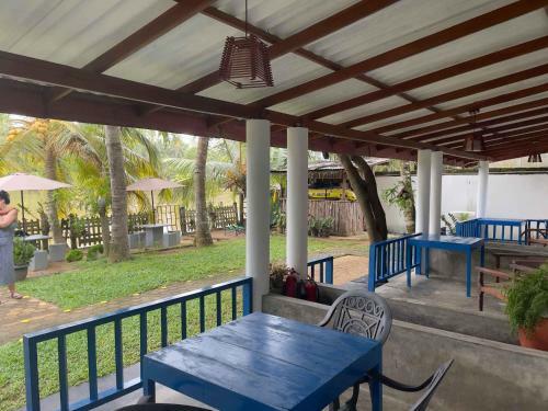 Hostal Freedom Surf Villa